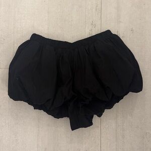 Aritzia Black Puffy Shorts